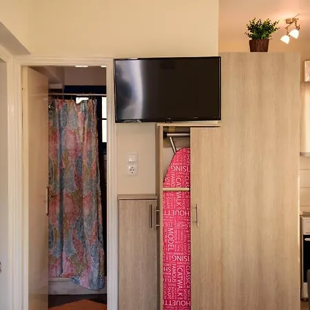 Mouselis Apartamento *