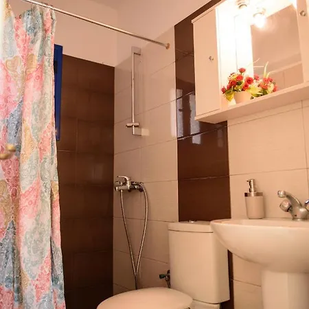 Mouselis Apartamento *